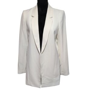 T Tahari White Longline Blazer Notched Lapel W/ Side Button Detail